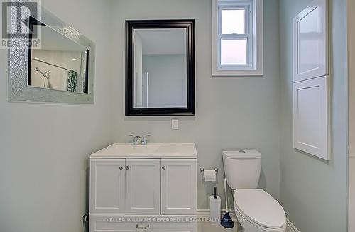 242 Oshawa Boulevard S, Oshawa, ON - Indoor Photo Showing Bathroom