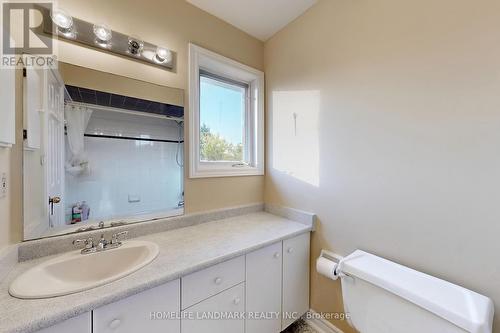 64 Alderbury Drive, Markham, ON - Indoor Photo Showing Bathroom