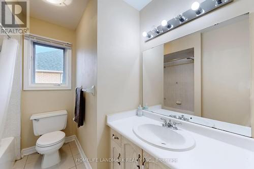 64 Alderbury Drive, Markham, ON - Indoor Photo Showing Bathroom