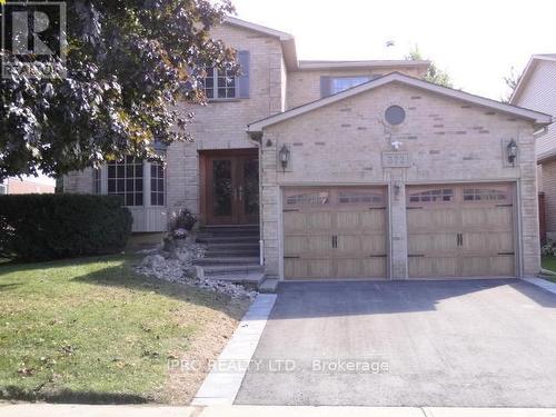 372 Salisbury Lane, Newmarket, ON - Outdoor With Facade