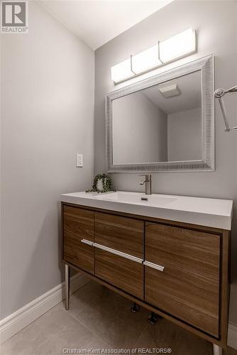 119 Copperfield Crescent, Chatham, ON - Indoor Photo Showing Bathroom