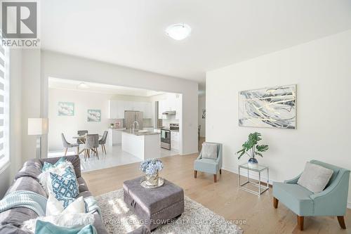 6 Coulterville Drive, Caledon, ON - Indoor Photo Showing Living Room