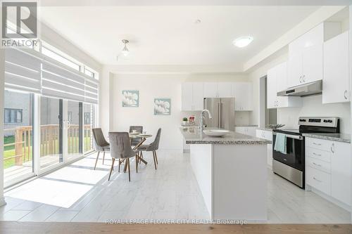 6 Coulterville Drive, Caledon, ON - Indoor Photo Showing Kitchen With Stainless Steel Kitchen With Upgraded Kitchen