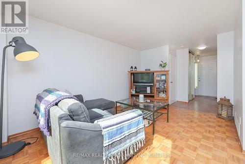 3272 Candela Drive, Mississauga, ON - Indoor