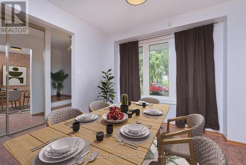 3272 Candela Drive, Mississauga, ON - Indoor Photo Showing Dining Room