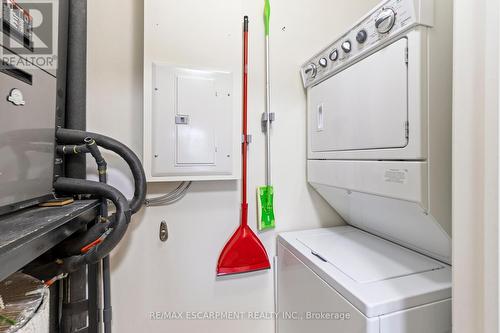 212 - 383 Main Street E, Milton, ON - Indoor Photo Showing Laundry Room