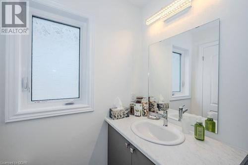 55 Povey Road, Fergus, ON - Indoor Photo Showing Bathroom