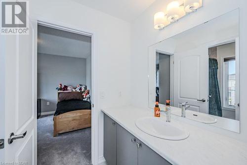 55 Povey Road, Fergus, ON - Indoor Photo Showing Bathroom