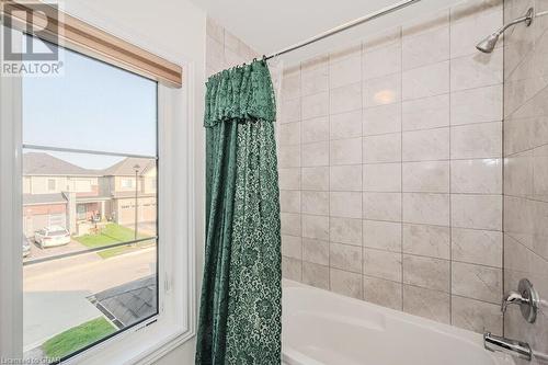 55 Povey Road, Fergus, ON - Indoor Photo Showing Bathroom