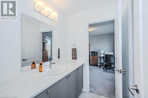 55 Povey Road, Fergus, ON - Indoor Photo Showing Bathroom