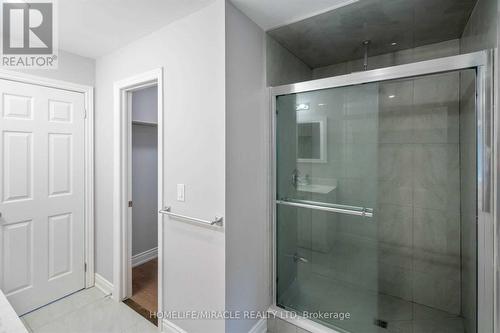 22 Fernwood Terrace, Welland, ON - Indoor Photo Showing Bathroom