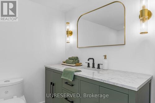 985 Audrey Place, Kitchener, ON - Indoor Photo Showing Bathroom