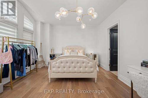 102 Vines Place, Aurora, ON - Indoor Photo Showing Bedroom