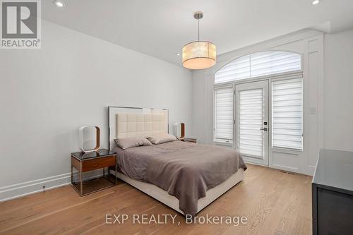 102 Vines Place, Aurora, ON - Indoor Photo Showing Bedroom