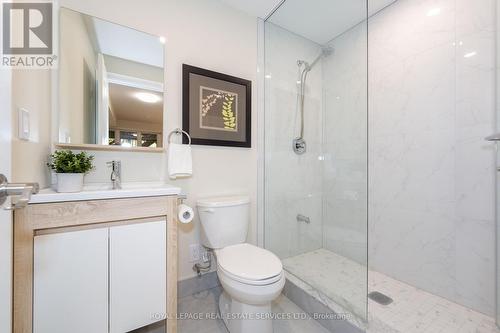 2249 Rockingham Drive, Oakville, ON - Indoor Photo Showing Bathroom