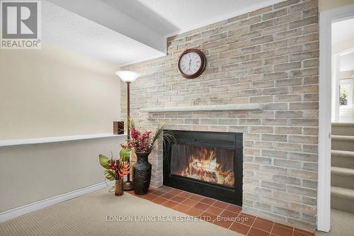 1032 Valetta Street, London, ON - Indoor Photo Showing Living Room With Fireplace