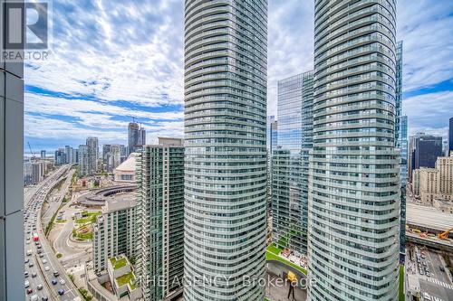 3303 - 10 York Street, Toronto, ON - Outdoor With Facade