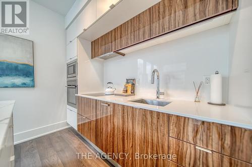 3303 - 10 York Street, Toronto, ON - Indoor Photo Showing Kitchen