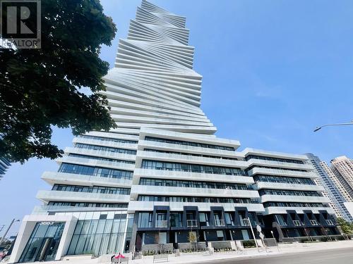 616 - 3883 Quartz Road, Mississauga, ON - Outdoor With Balcony