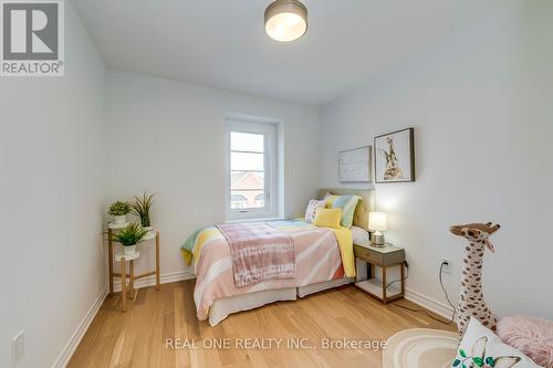 3044 Bramall Gardens, Oakville, ON - Indoor Photo Showing Bedroom