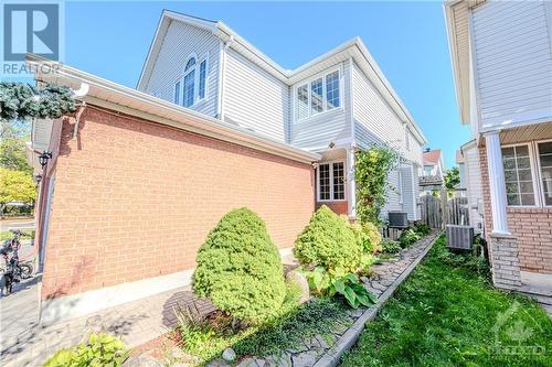 1205 Clyde Avenue, Ottawa, ON - Outdoor