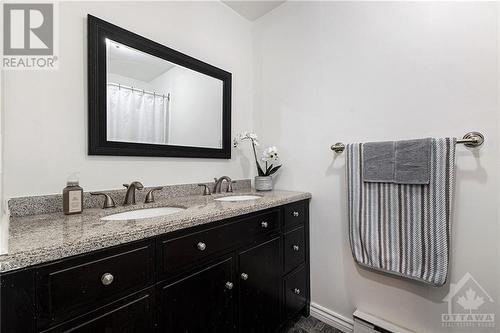 2nd Floor 5 piece bathroom - 440 Fenerty Court Unit#5, Kanata, ON - Indoor Photo Showing Bathroom