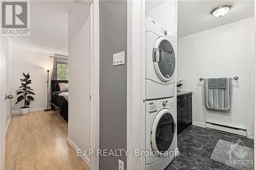 5 - 440 Fenerty Court, Ottawa, ON - Indoor Photo Showing Laundry Room