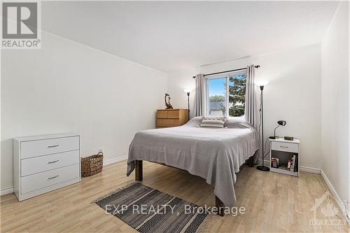 5 - 440 Fenerty Court, Ottawa, ON - Indoor Photo Showing Bedroom