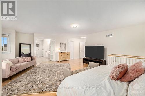 346 Blackleaf Drive, Ottawa, ON - Indoor Photo Showing Bedroom