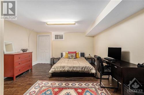 346 Blackleaf Drive, Ottawa, ON - Indoor Photo Showing Bedroom