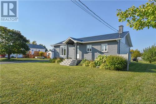 10 Gauvin Street, Caraquet, NB - Outdoor