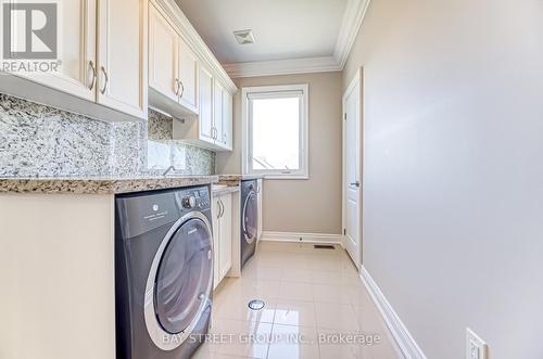 53 Stonesthrow Crescent, Uxbridge, ON - Indoor Photo Showing Laundry Room