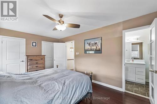 655 Haines Road, Newmarket, ON - Indoor Photo Showing Bedroom