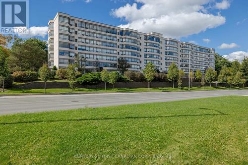 210 - 521 Riverside Drive, London, ON - Outdoor