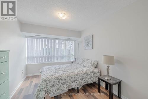 210 - 521 Riverside Drive, London, ON - Indoor Photo Showing Bedroom