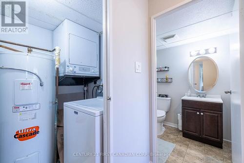 210 - 521 Riverside Drive, London, ON - Indoor Photo Showing Laundry Room