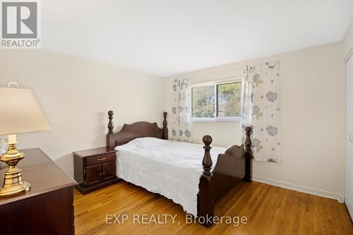 27 Blackbush Drive, Toronto, ON - Indoor Photo Showing Bedroom