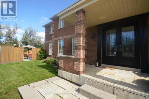 1 Lone Oak Avenue, Brampton, ON 