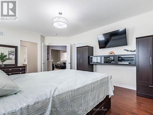 18 Yarmouth Street, Brampton, ON - Indoor Photo Showing Bedroom