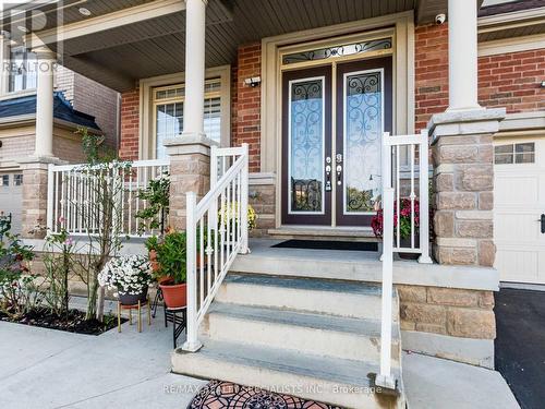 18 Yarmouth Street, Brampton, ON - Outdoor With Facade