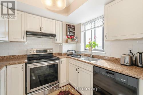 508 - 40 Richview Road, Toronto, ON - Indoor Photo Showing Kitchen With Double Sink