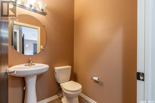 2407 Broderick Bay, Regina, SK - Indoor Photo Showing Bathroom