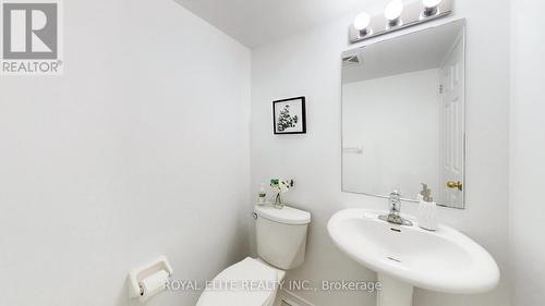 212 - 308 John Street, Markham, ON - Indoor Photo Showing Bathroom