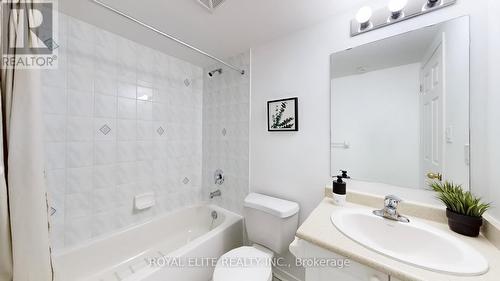 212 - 308 John Street, Markham, ON - Indoor Photo Showing Bathroom