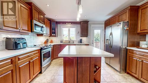 23 Spracklin Boulevard, Paradise, NL - Indoor Photo Showing Kitchen