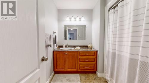 23 Spracklin Boulevard, Paradise, NL - Indoor Photo Showing Bathroom