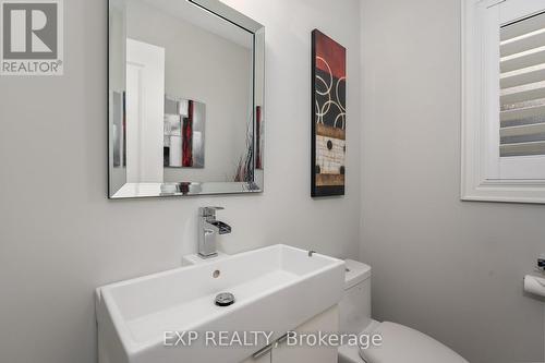 107 Gardiner Drive, Bradford West Gwillimbury, ON - Indoor Photo Showing Bathroom