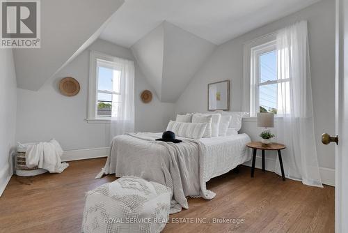 71 Wellington Street, Clarington (Bowmanville), ON - Indoor Photo Showing Bedroom