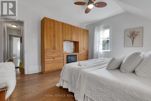 71 Wellington Street, Clarington (Bowmanville), ON - Indoor Photo Showing Bedroom