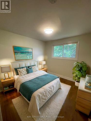 14 Wychwood Road, Welland, ON - Indoor Photo Showing Bedroom